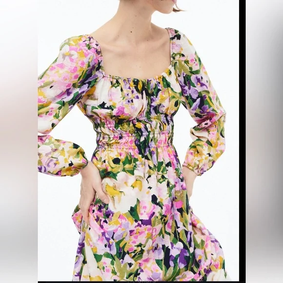 H&M Balloon sleeve smocked dress EUC woman size XL floral calf length H&M Balloon sleeve smocked dress EUC woman size XL floral calf length